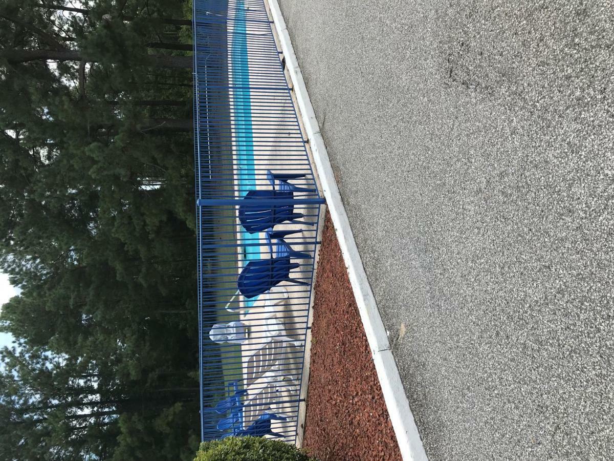Days Inn By Wyndham Summerton Esterno foto
