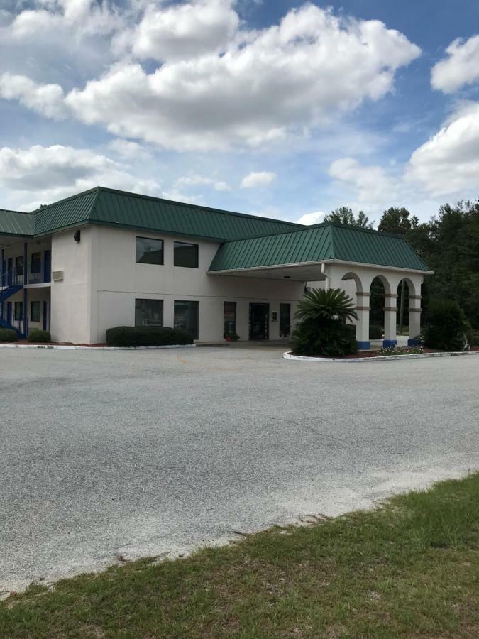 Days Inn By Wyndham Summerton Esterno foto